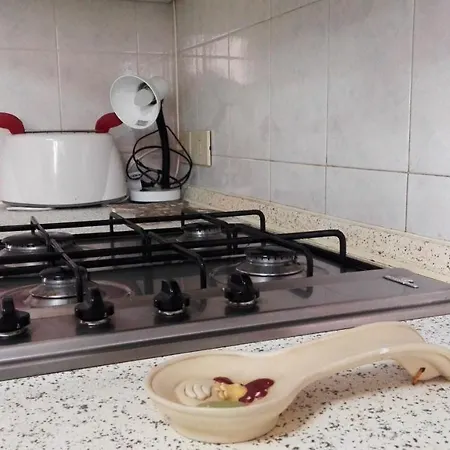 Amelie House レヴァント