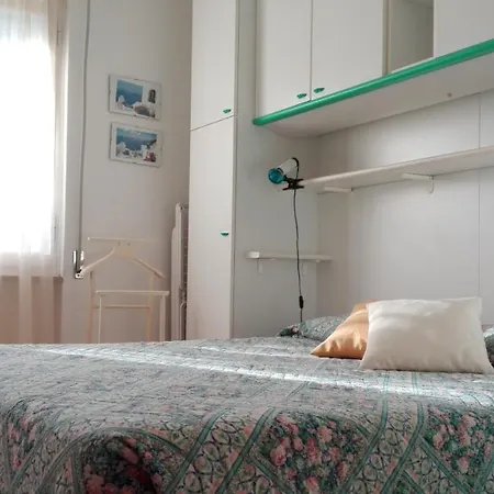 Amelie House 아파트 레반토