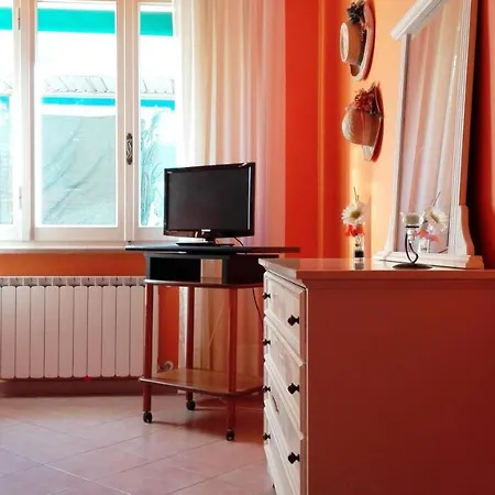 Amelie House 莱万托