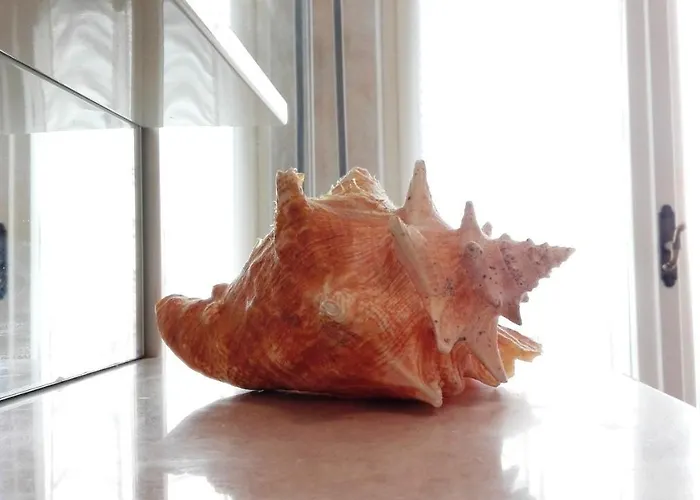 アパート Amelie House レヴァント